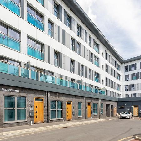 1 Bed Apartment - Redhill Central, Surrey, Gatwick #3 Exteriör bild