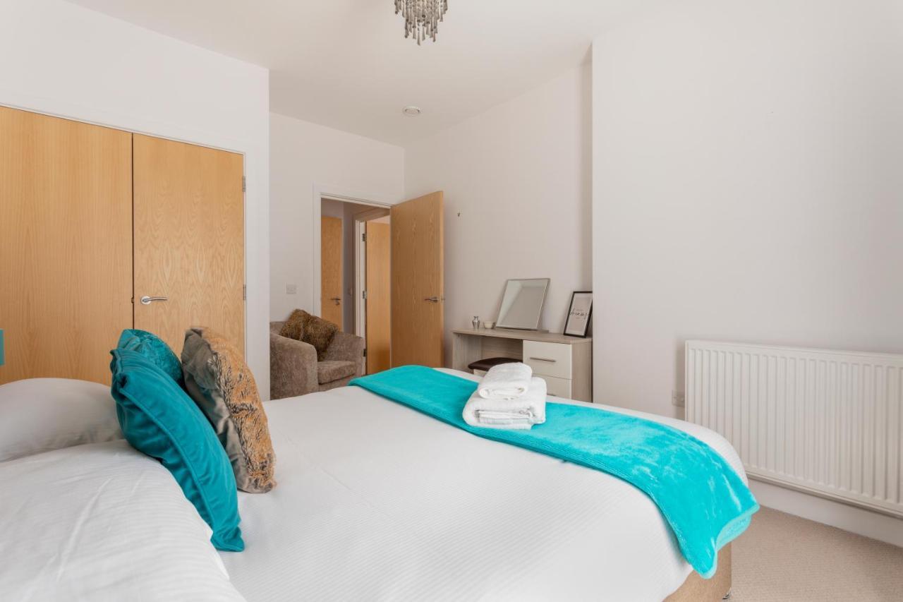 1 Bed Apartment - Redhill Central, Surrey, Gatwick #3 Exteriör bild