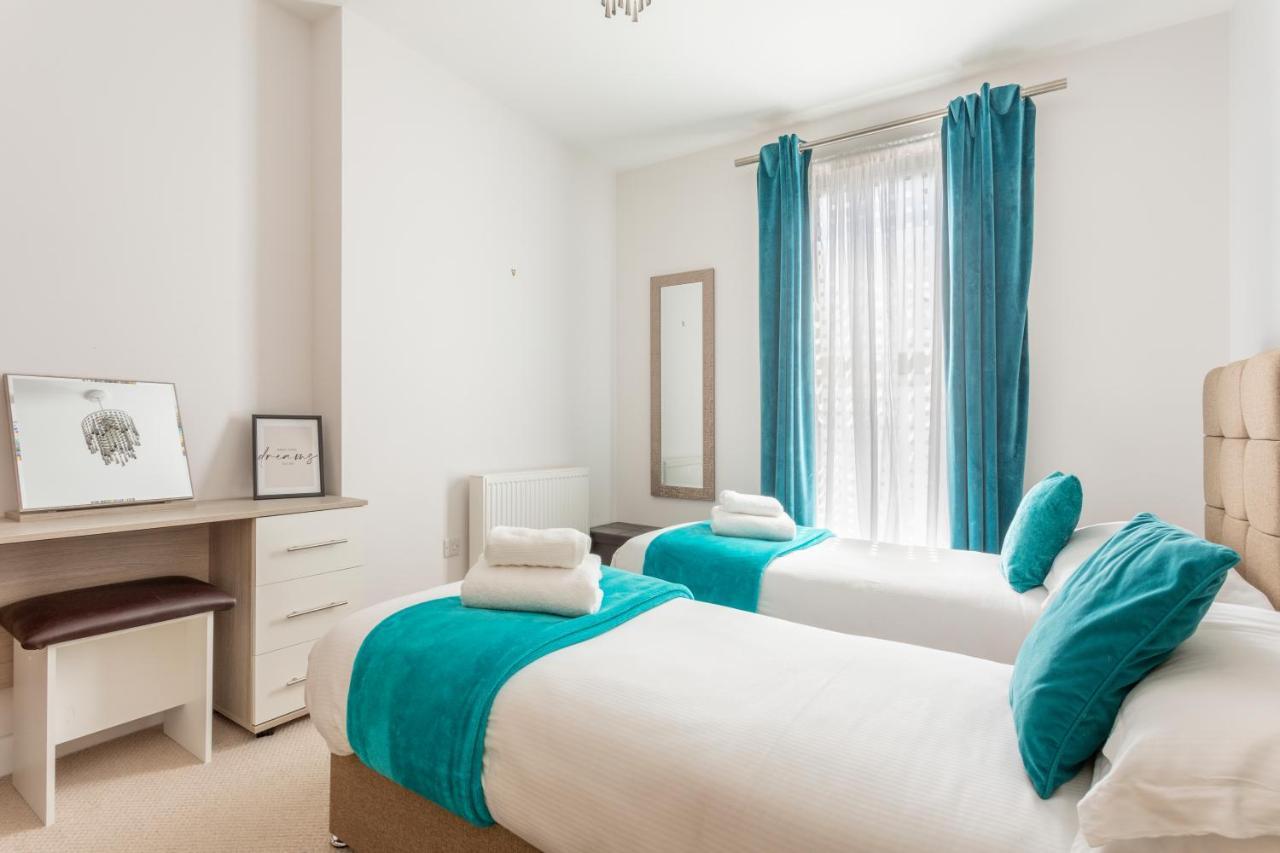 1 Bed Apartment - Redhill Central, Surrey, Gatwick #3 Exteriör bild